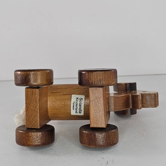 Classic Wooden Goat Pull Toy W/ Wheels Kids Play Collection Selandia Kinderland - Picture 6 of 8
